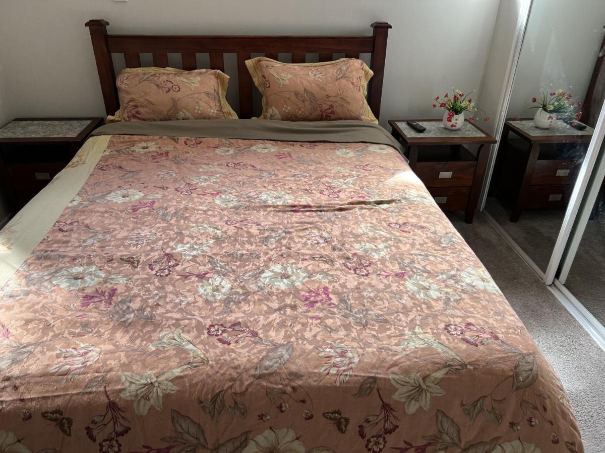 Guest Suite - Cosy Place In The Wattle Downs Оукланд Екстериор снимка